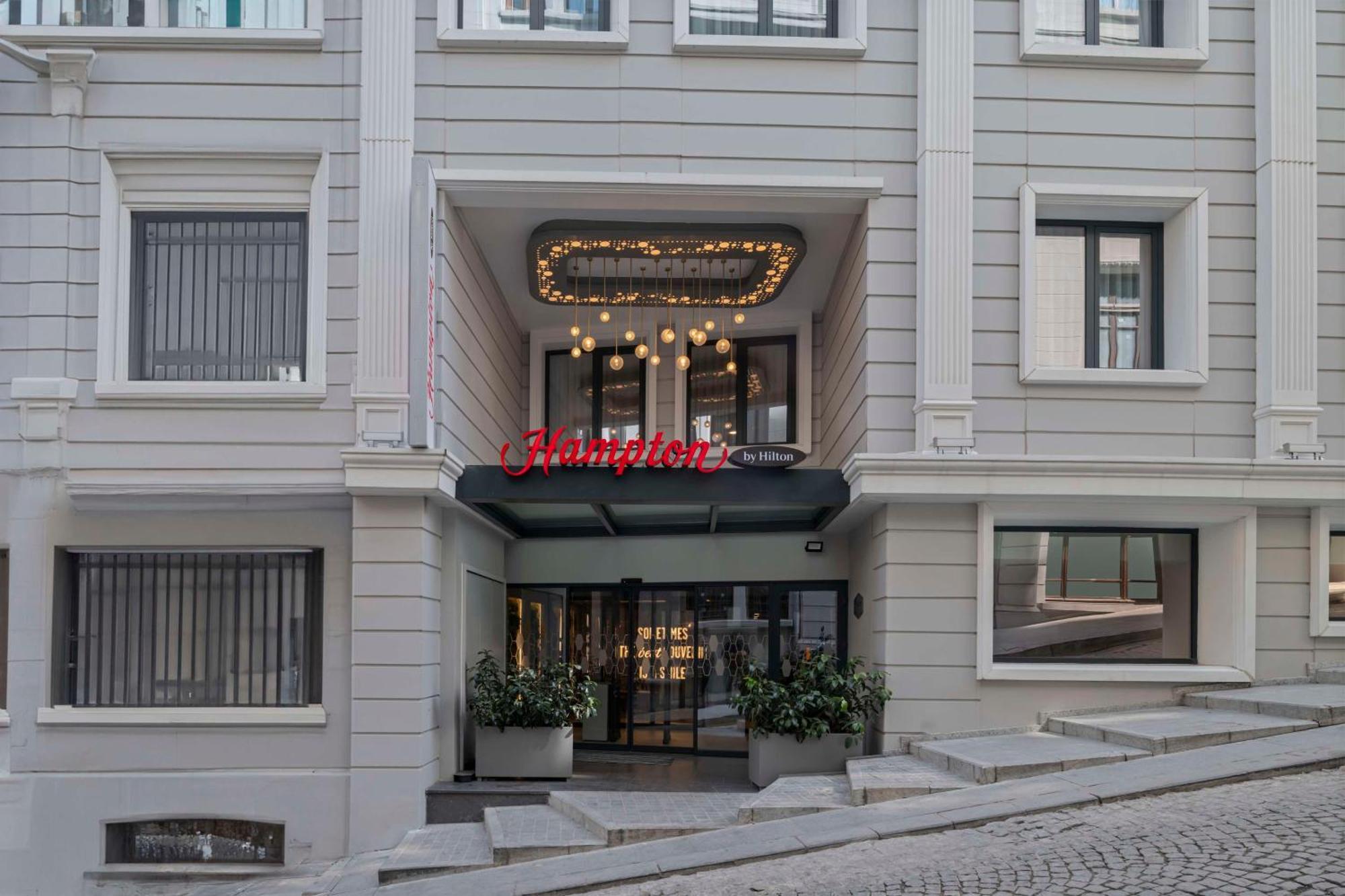 Hampton By Hilton Istanbul Sirkeci Hotel Екстериор снимка