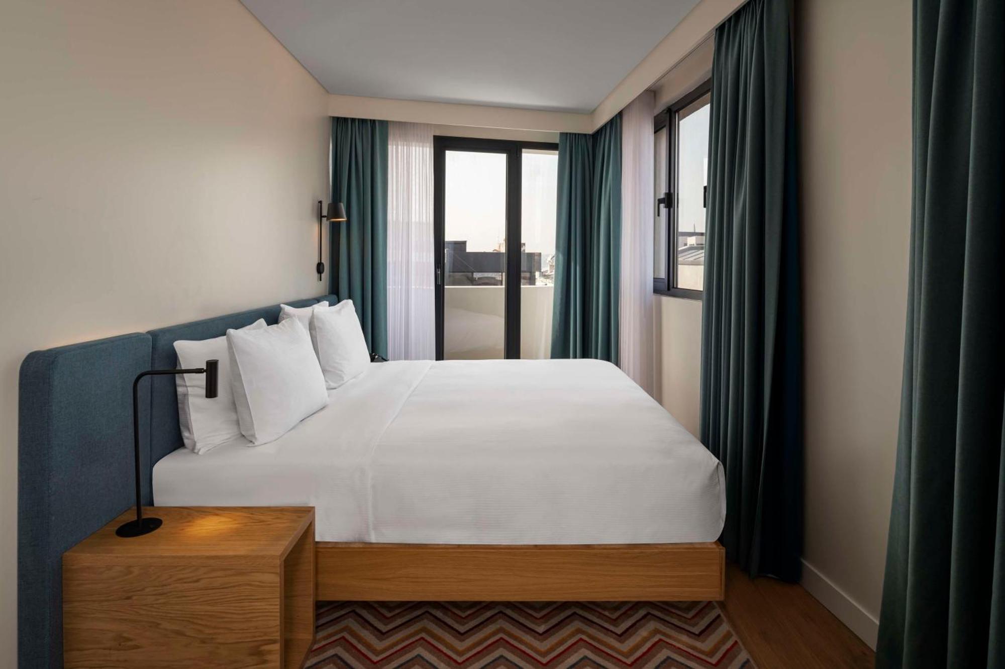Hampton By Hilton Istanbul Sirkeci Hotel Екстериор снимка
