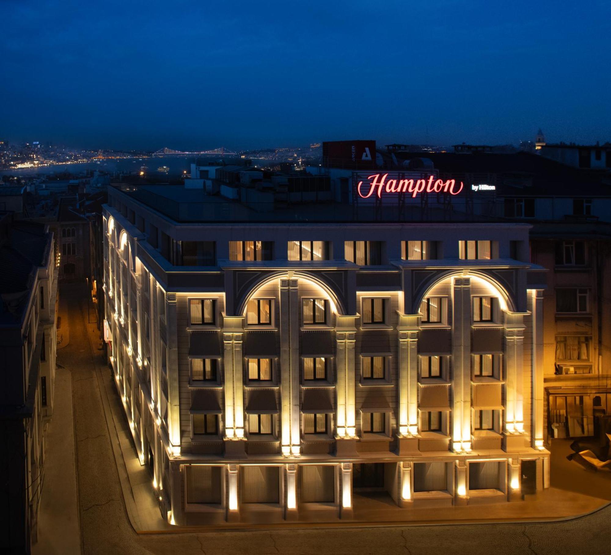Hampton By Hilton Istanbul Sirkeci Hotel Екстериор снимка