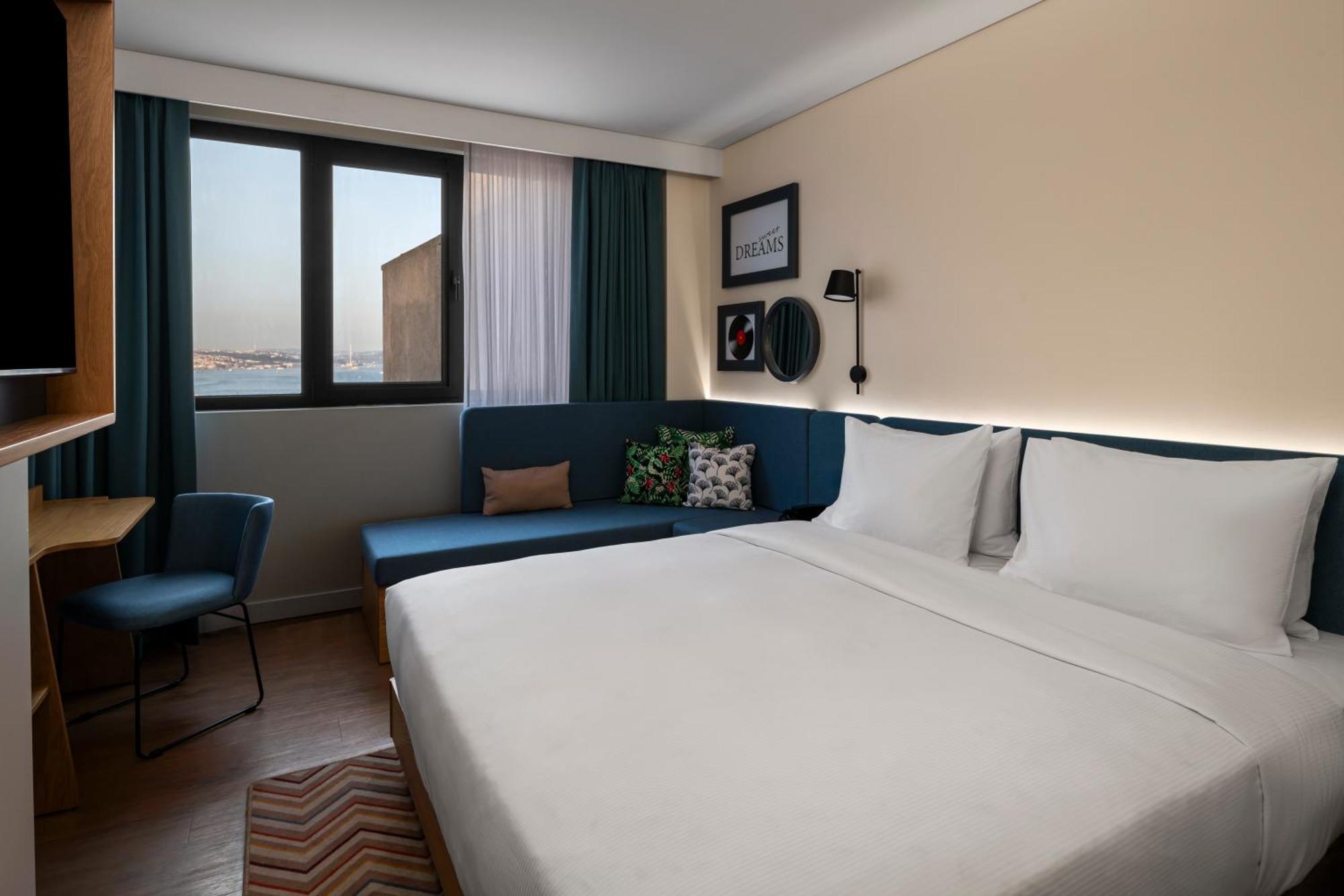 Hampton By Hilton Istanbul Sirkeci Hotel Екстериор снимка
