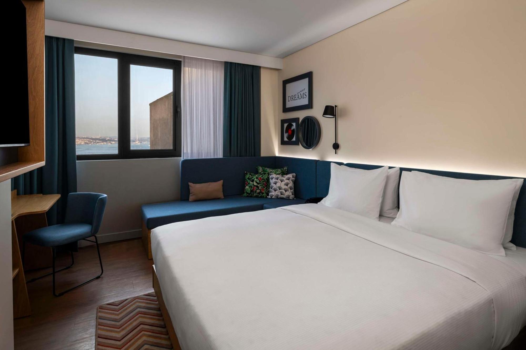 Hampton By Hilton Istanbul Sirkeci Hotel Екстериор снимка
