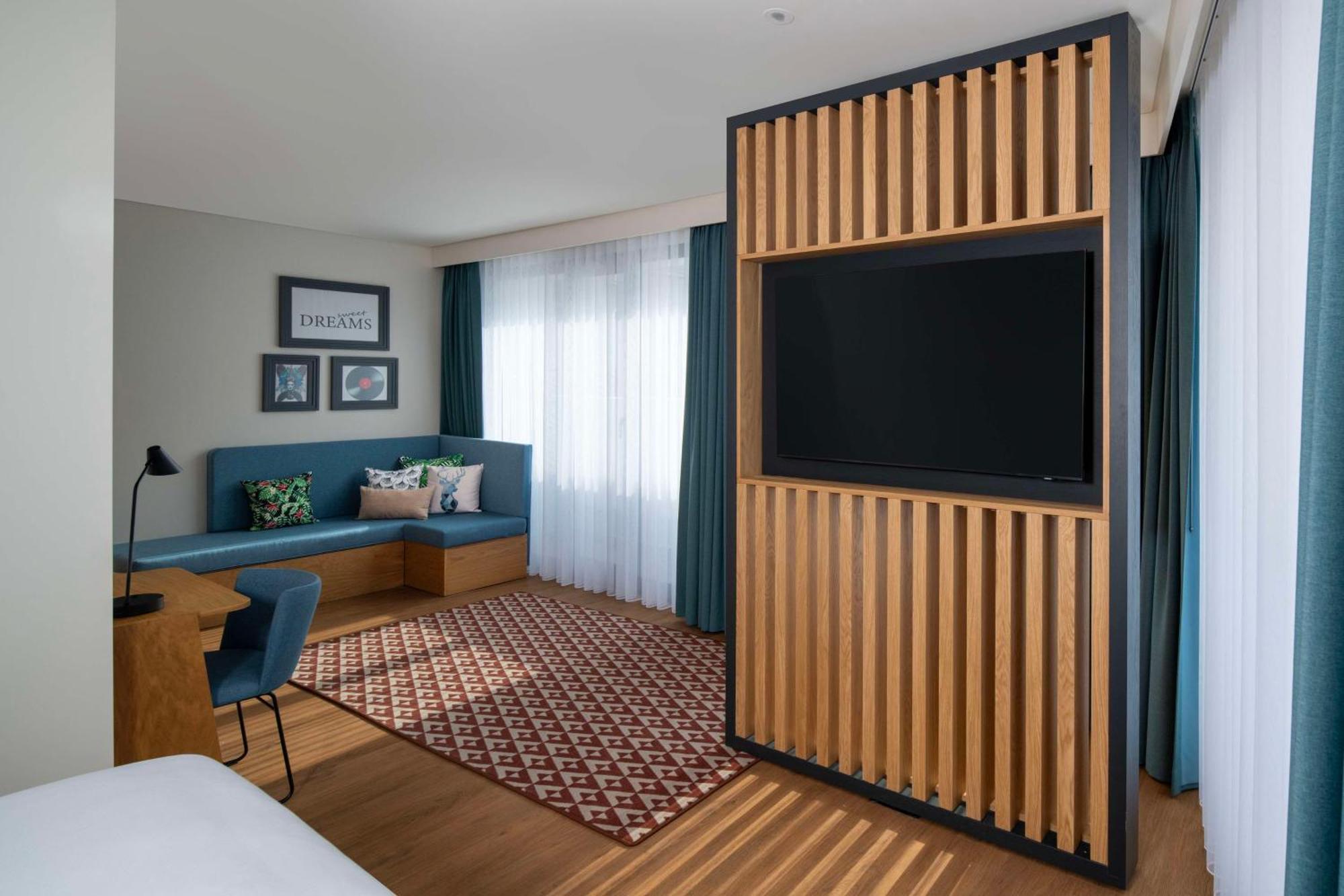 Hampton By Hilton Istanbul Sirkeci Hotel Екстериор снимка